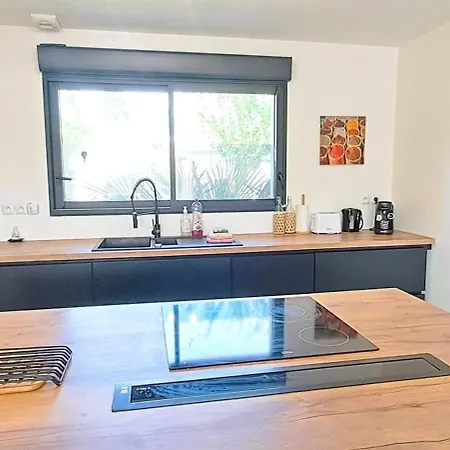 L'experience Quietude Espace Modernite A * סאל